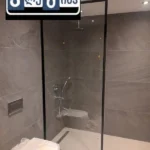 patara-duskabini პატარა აბაზანის შუშის დუშ კაბინა